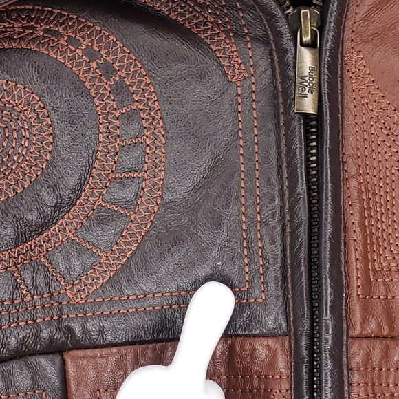 Bubble Well Women's Leather Embossed Fur Jacket Hoodie Medium - Picture 11 of 16